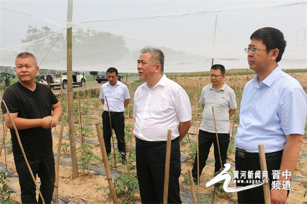 晋中市副市长郭建文在昔阳巡河并调研重点产业项目