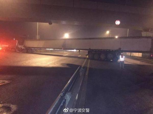 宁波机场高架附近桥梁坍塌?造谣者已主动自首,等待他的将是…… 宁波机场高架附近桥梁坍塌?造谣者已主动自首,等待他的将是……